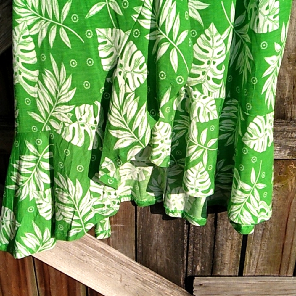 Nwt Kelly Green Print Skirt (1X) - Picture 2 of 10